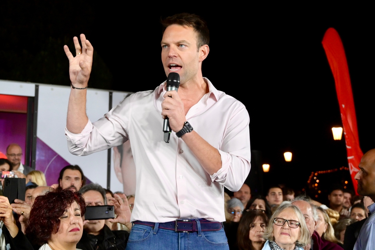 Κασσελάκης: Εντείνει τη ρητορική για “αλαζονεία” της κυβέρνησης