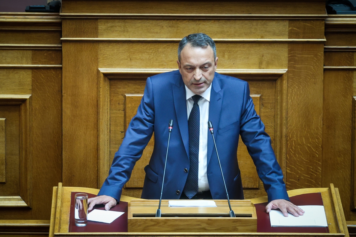 Στενεύουν τα περάσματα για τους Σπαρτιάτες