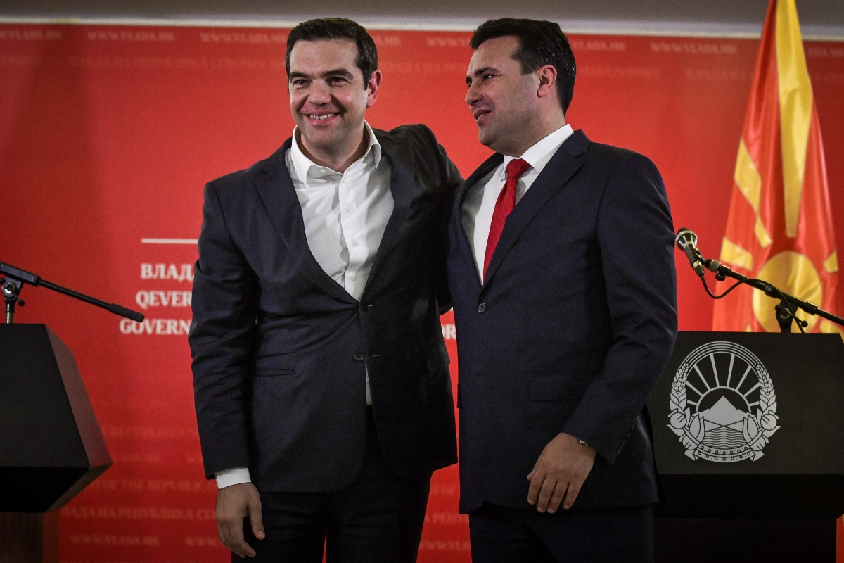 Βραβείο των Πρεσπών καθιερώνουν Τσίπρας και Ζάεφ