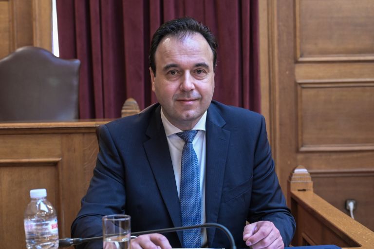 Παπαστεργίου για το MyCoast: Τώρα στην εφαρμογή υπάρχουν 6.500 παραλίες [vid]
