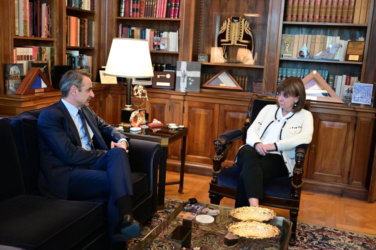 PM Mitsotakis Condemns Chora Monastery Conversion, Urges Election Participation