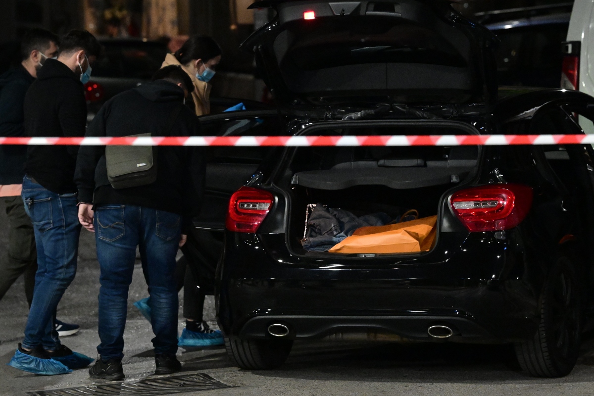Βύρωνας: Μπροστά στα μάτια του 7χρονου γιου του η εν ψυχρώ εκτέλεση του 32χρονου