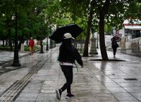 Καιρός: Μπόρες και τοπικές καταιγίδες σήμερα [vid]
