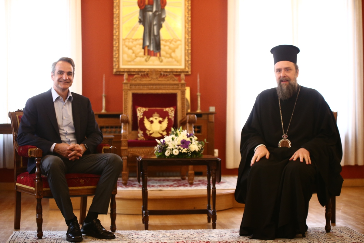Συνάντηση Μητσοτάκη με τον Μητροπολίτη Θεσσαλονίκης Φιλόθεο [vid]