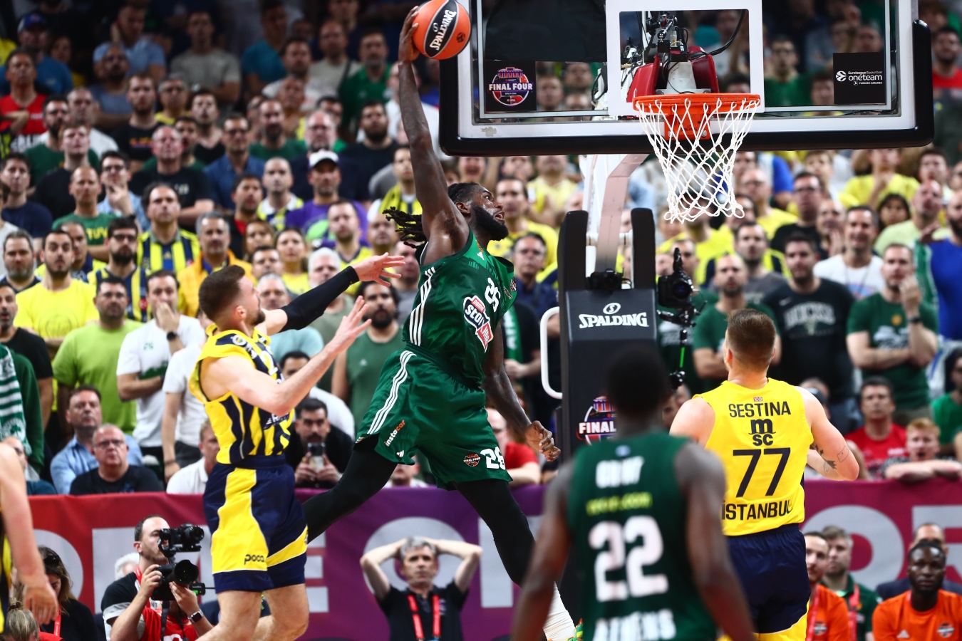 Euroleague: Mε τριπλή πράσινη εκπροσώπηση και τον Λεσόρ στην κορυφή, διαμορφώνεται το ΤΟP 5