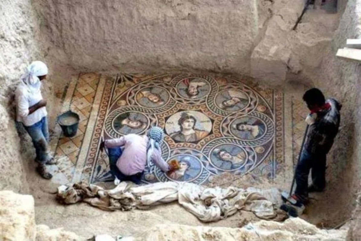 Three Stunning Ancient Greek Mosaics Unearthed in Eastern Turkey