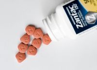 Zantac: 89χρονη διεκδικεί αποζημίωση 640 εκατ. από φαρμακευτικές