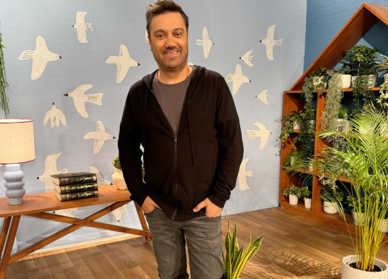Θεοφάνους: «Ο Αντώνης Ρέμος αργεί πάντα στα ραντεβού του» [vid]