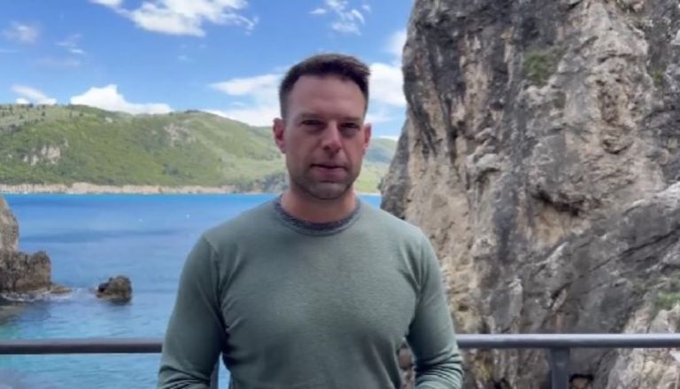 Κασσελάκης: Πρέπει να αλλάξουμε από το σκοτάδι της αναξιοκρατίας στο φως της ελπίδας [vid]