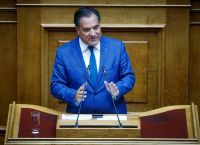 Άδωνις: Διακόπτουμε τις συμβάσεις 50 γιατρών με τον ΕΟΠΥΥ [vid]