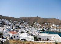 «Ξεκλειδώνουν» ευρωπαϊκοί πόροι 3 δισ. για την επιδότηση δράσεων για το «πρασίνισμα» της νησιωτικής Ελλάδας