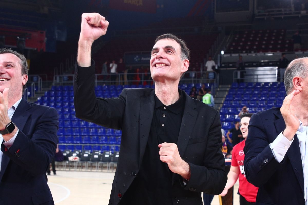 Μπαρτζώκας: Συνεχίζει στον Ολυμπιακό μέχρι το 2026