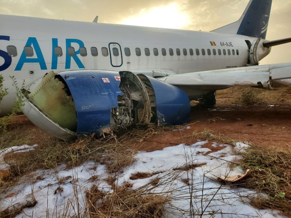 Νέο ατύχημα με Boeing: 11 τραυματίες κατά την απογείωση αεροσκάφους στη Σενεγάλη