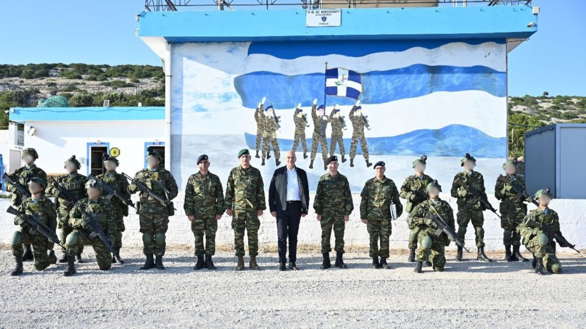 Το μήνυμα Δένδια από το Φαρμακονήσι