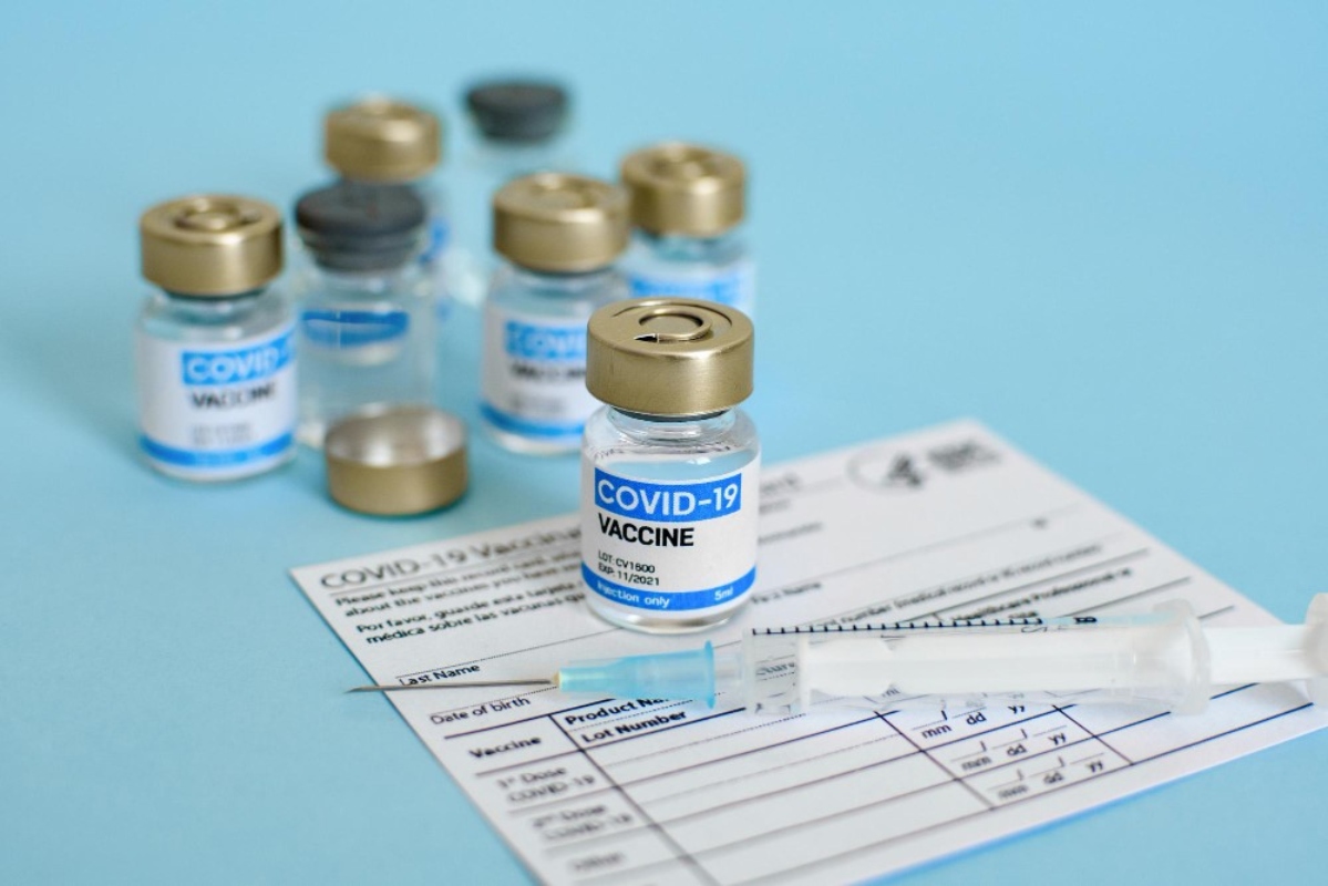 Κορονοϊός: Απαντήσεις για το εμβόλιο της AstraZeneca