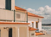 Γιατί δεν βρίσκει ακίνητα να κατασχέσει ο ΕΦΚΑ για τα ληξιπρόθεσμα χρέη
