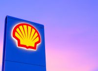 Shell – TotalEnergies: Γιατί η Ευρώπη «διώχνει» τις μεγαλύτερες εταιρείες πετρελαίου της