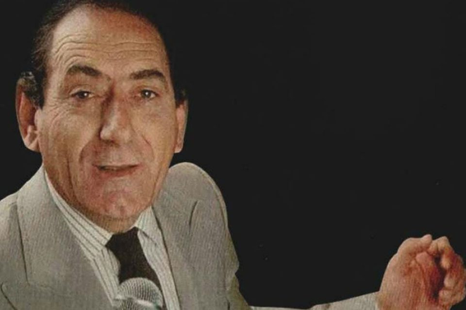 Στράτος Διονυσίου: Λίγες ώρες πριν φύγει από τη ζωή, ηχογραφούσε τραγούδια για τον δίσκο «Ποιος άλλος»