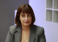 Ράνια Σβίγκου: «Συνεχίζει με αλαζονεία ο Κ. Μητσοτάκης, κόντρα στο μήνυμα της κάλπης»