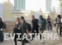Χαλκίδα: Στον εισαγγελέα με χειροπέδες η διευθύντρια της Εφορίας – Πώς έκανε “εξυπηρετήσεις”