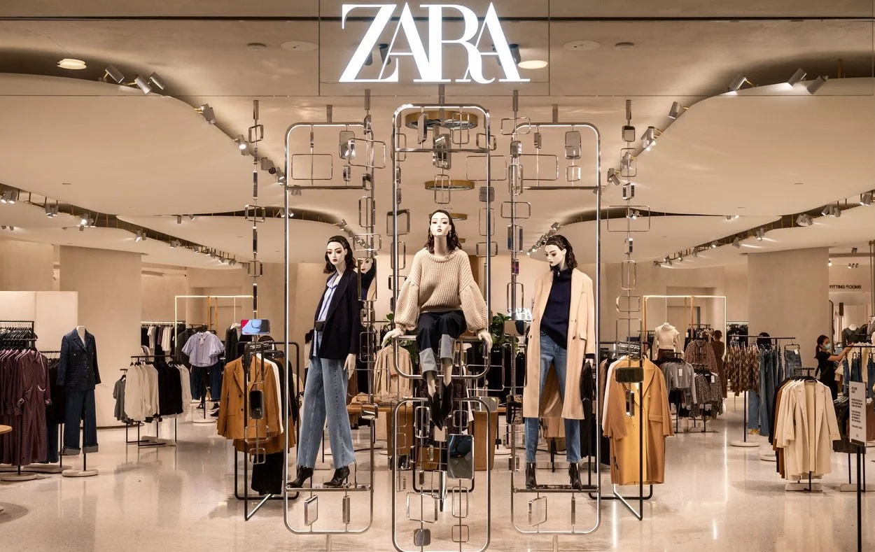 Zara: Στρατηγική μεγάλων καταστημάτων – Ο Πύργος Πειραιά και τα ανοίγματα σε Τσιμισκή, Μινιόν