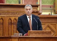 Όρμπαν: Θέλουμε επαναδιαπραγμάτευση της συμμετοχής μας στο ΝΑΤΟ