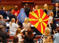ΗΠΑ: Έχουμε λάβει διαβεβαιώσεις ότι η Βόρεια Μακεδονία θα παραμείνει προσηλωμένη στην ευρωπαϊκή πορεία