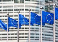 Κομισιόν για ελληνοαλβανικές σχέσεις: Διμερή θέματα δεν καθυστερούν τη διεύρυνση