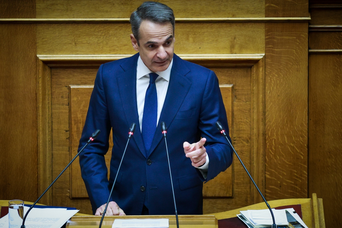 Ο Μητσοτάκης βάζει στο κάδρο τα “λεφτόδενδρα” Κασσελάκη