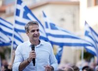 ΝΔ: Ολική επαναφορά στην τελική ευθεία προς τις κάλπες