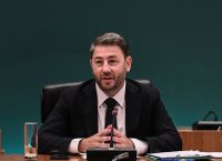 Ανδρουλάκης: Αναλαμβάνει πρωτοβουλία με αποδέκτη τον Μητσοτάκη
