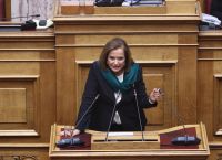 Άγρια κόντρα Ντόρας – ΣΥΡΙΖΑ για τη Συμφωνία των Πρεσπών