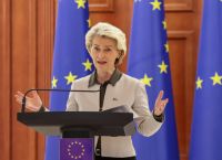 Ο Φον ντερ Λάιεν κατακρίνεται για «τεράστια» κλιματικά λάθη