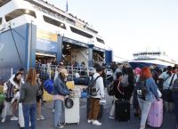 Αναχωρεί και το τελευταίο κύμα εκδρομέων