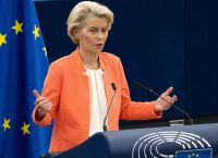 Φον ντερ Λάιεν: Θα ζητήσω την συνεργασία των ευρωβουλευτών που τάσσονται υπέρ της Ουκρανίας και της ΕΕ