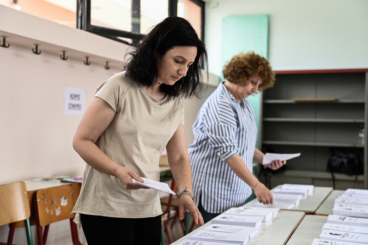 Προς αποχή – ρεκόρ οδεύει η σημερινή αναμέτρηση – Στις 19:00 κλείνουν οι κάλπες