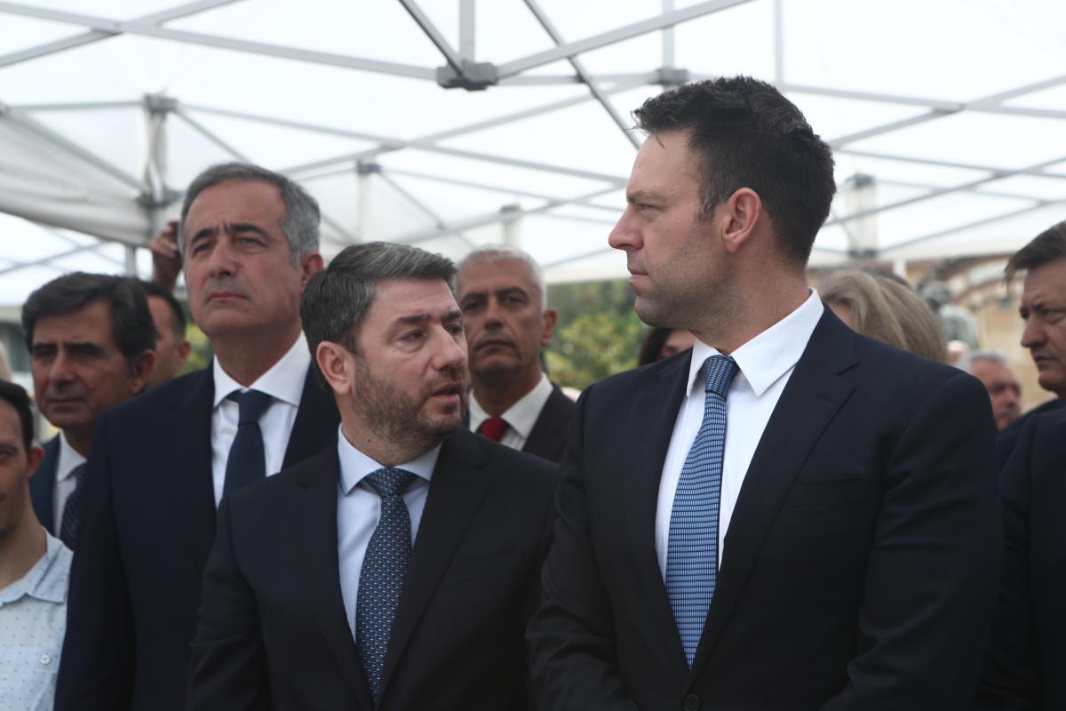 Όλοι εναντίον όλων στην Κεντροαριστερά