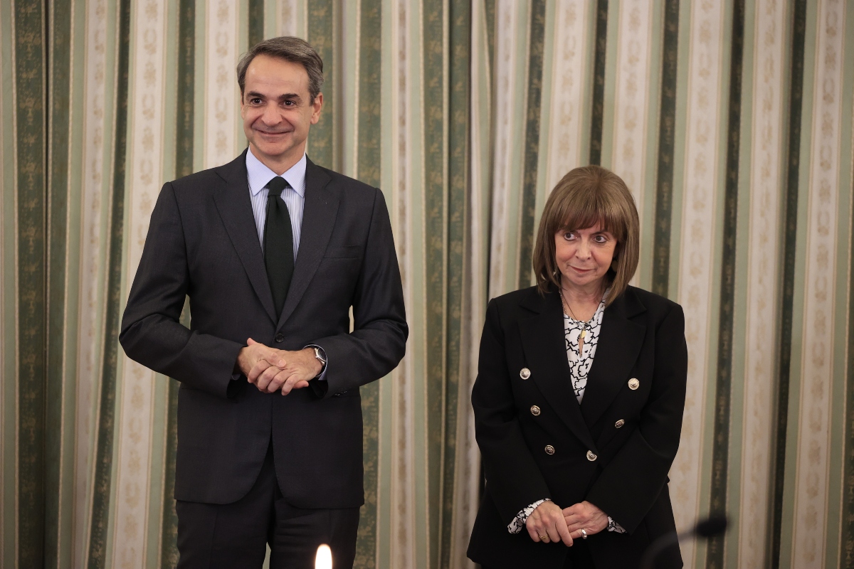 Το παρασκήνιο και τα μυστικά του ανασχηματισμού