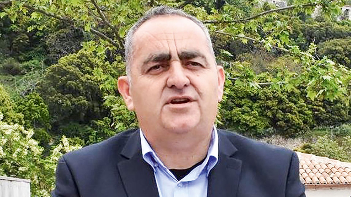 Φρέντης Μπελέρης: «Οι εκλογές στην Χειμάρρα ξεκίνησαν παράνομα»