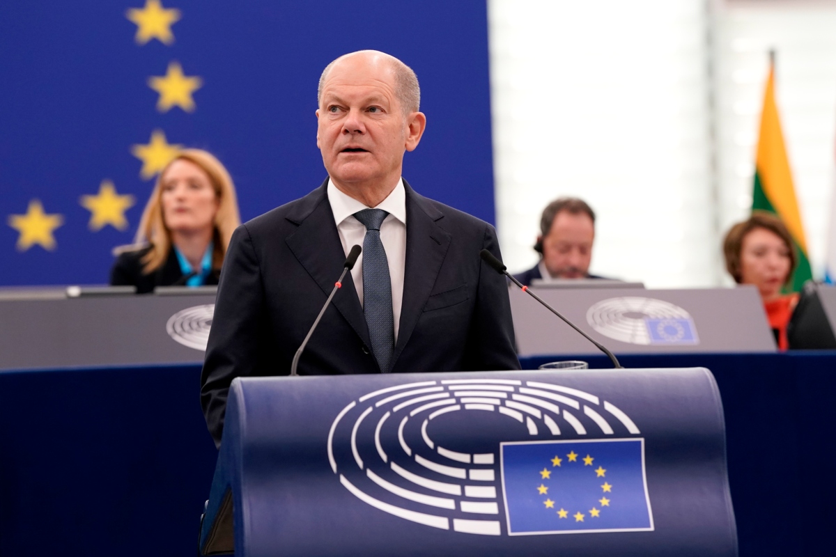 Γερμανικός Τύπος: Ιστορική αποτυχία Σολτς