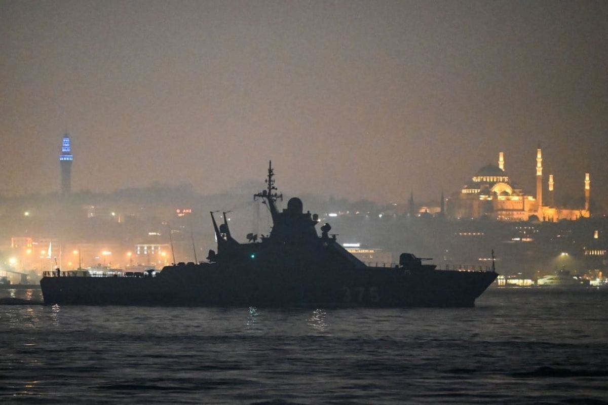 Υεμένη: Έκρηξη σε κοντινή απόσταση από εμπορικό πλοίο που έπλεε στα ανοικτά του Άντεν