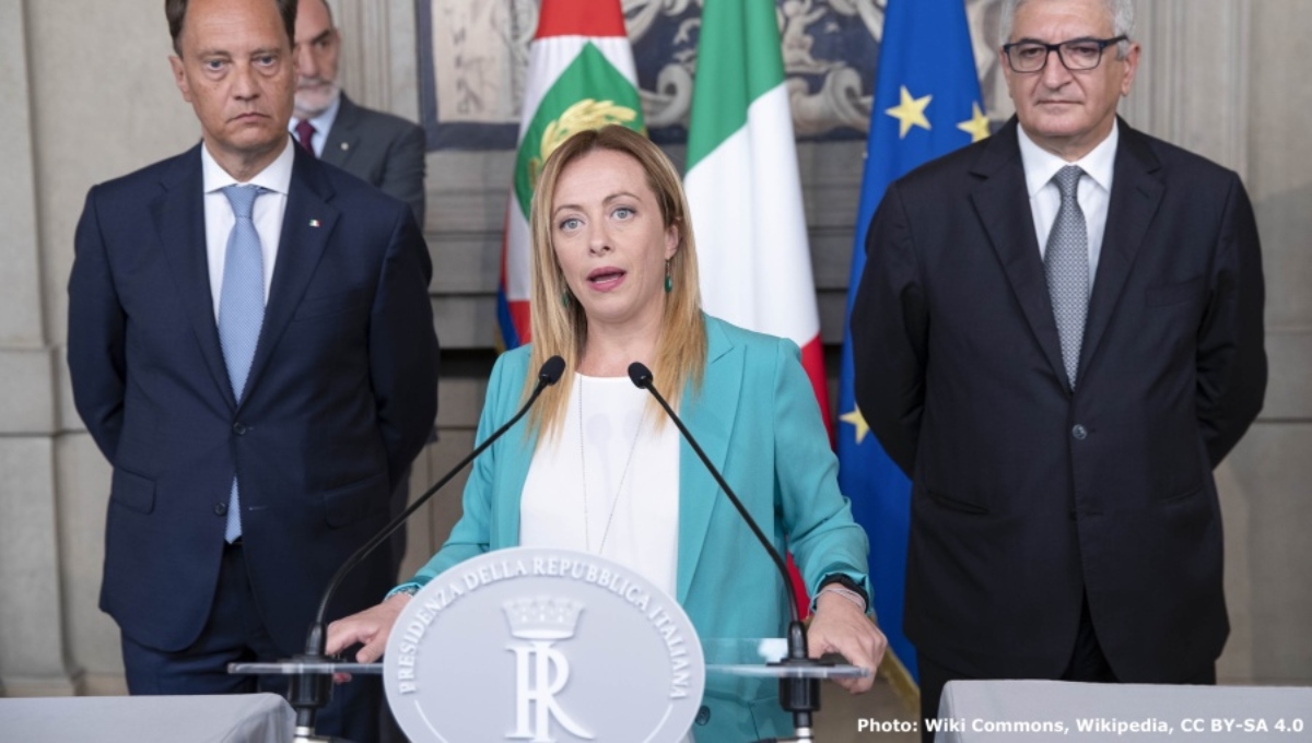 «Αρωμα ακροδεξιάς γυναίκας» πλημμυρίζει την Ευρώπη