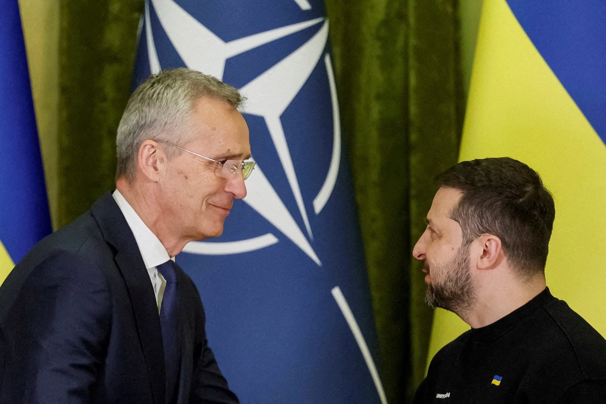 ΗΠΑ και Γερμανία εναντιώνονται στην πρόωρη ένταξη της Ουκρανίας στο NATO