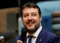 Σαλβίνι: “Στηρίζουμε τον Τραμπ για τις εκλογές του Νοεμβρίου”