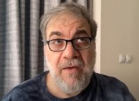 «Δεν ήθελα να κάνω αυτό το βίντεο για να μη με δείτε έτσι» – O Δημήτρης Σταρόβας μιλά πρώτη φορά