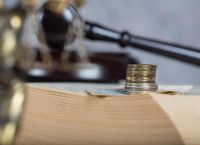 Έρχεται μπαράζ νομοσχεδίων με ανατροπές σε οχήματα, τέλη κυκλοφορίας, ΔΕΚΟ, συγχωνεύσεις και εξαγορές