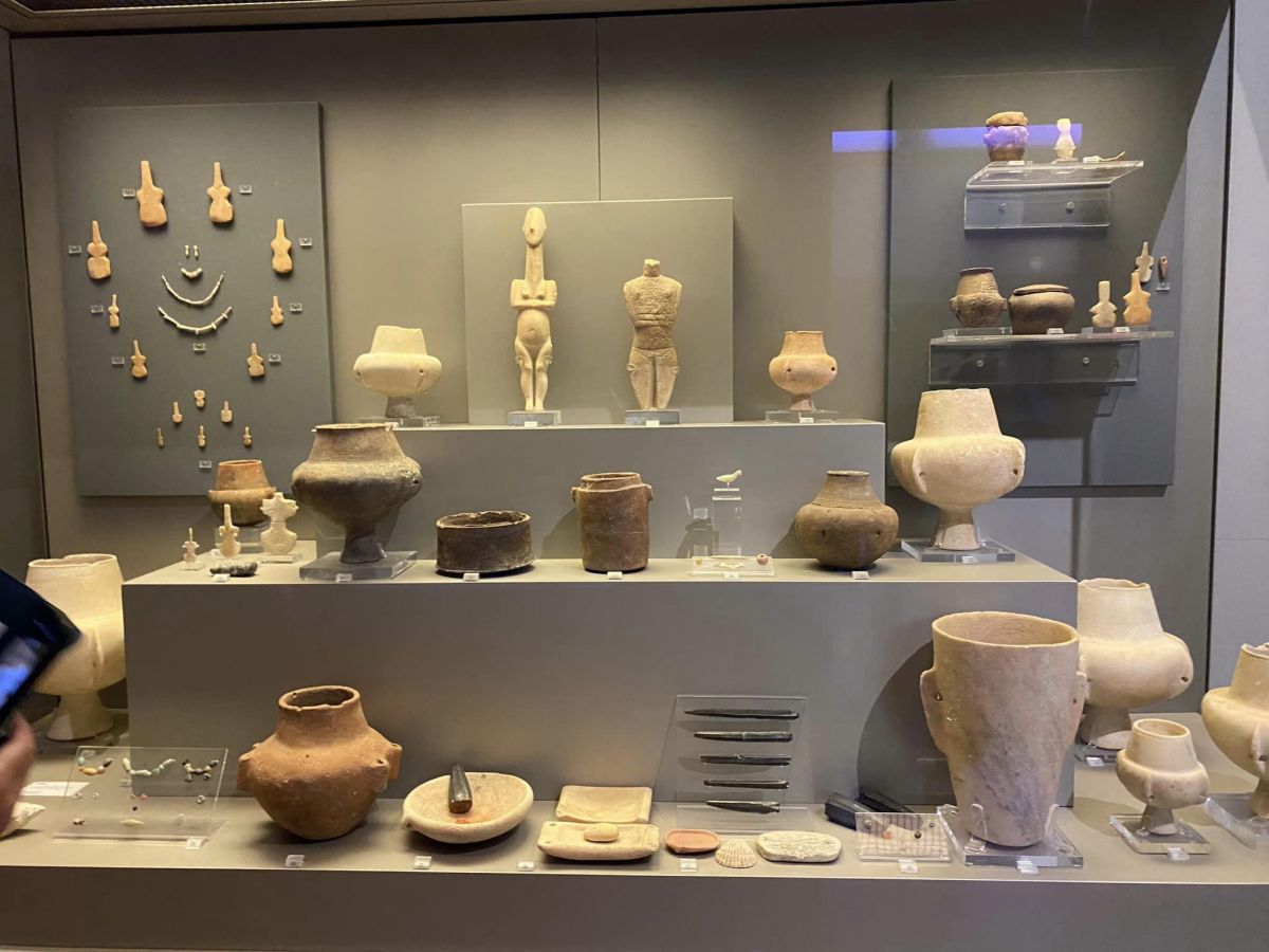 Εθνικό Αρχαιολογικό Μουσείο: Αφροδίτες της Αιγύπτου από κοσμηματοθήκες και χιτώνες, η ιστορία τους