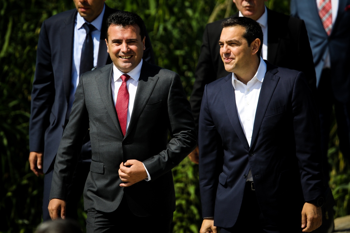 Κοινό άρθρο Τσίπρα – Ζάεφ: Η νέα ηγεσία της Βόρειας Μακεδονίας παραβιάζει το γράμμα και το πνεύμα των Πρεσπών