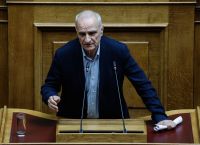 Γιώργος Βαρεμένος για Θανάση Οικόνόμου: Είναι αθλιότητες, να μας πει ο Κασσελάκης τι εννοεί