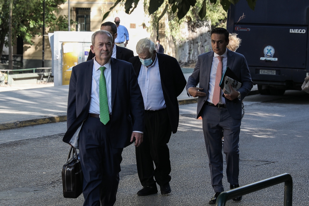 Folli Follie: Στο σπίτι θα εκτίσουν τις ποινές ο Δημήτρης και Καίτη Κουτσολιούτσου, στη φυλακή ο Τζώρτζης